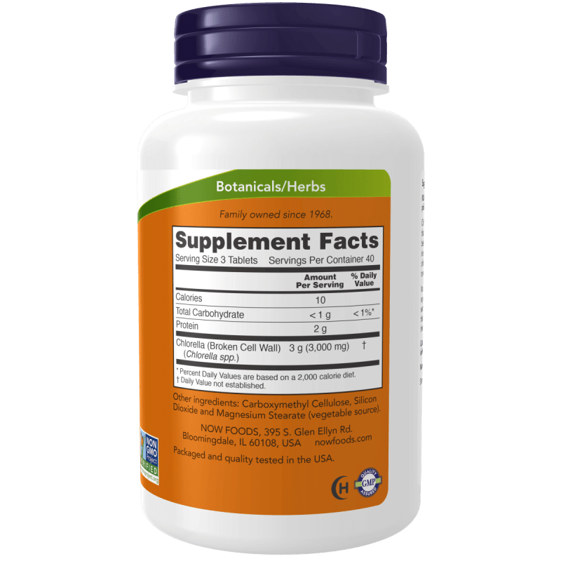 Tabletas de chlorella con clorofila y betacaroteno.